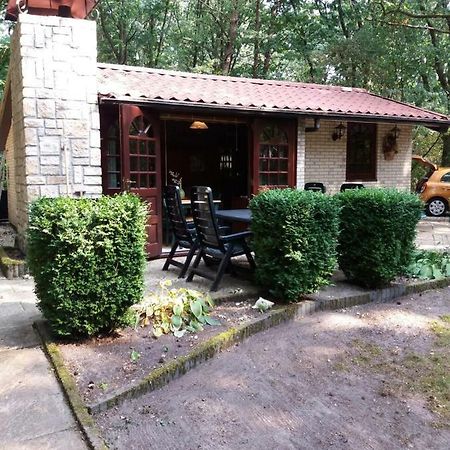 Witte Wieven Bungalow 17 นึนชเปท ภายนอก รูปภาพ